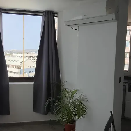 Apartament In Front Of The Beach *