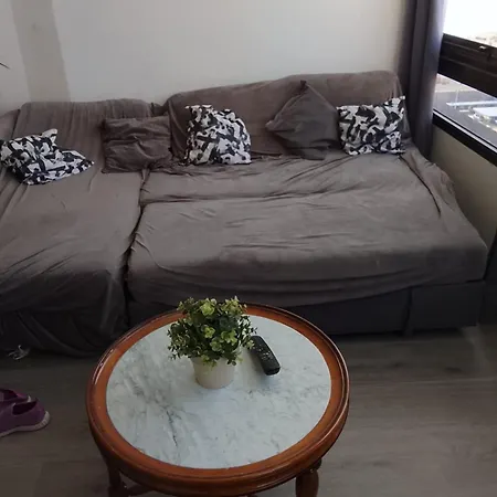 Apartament In Front Of The Beach Holiday home *